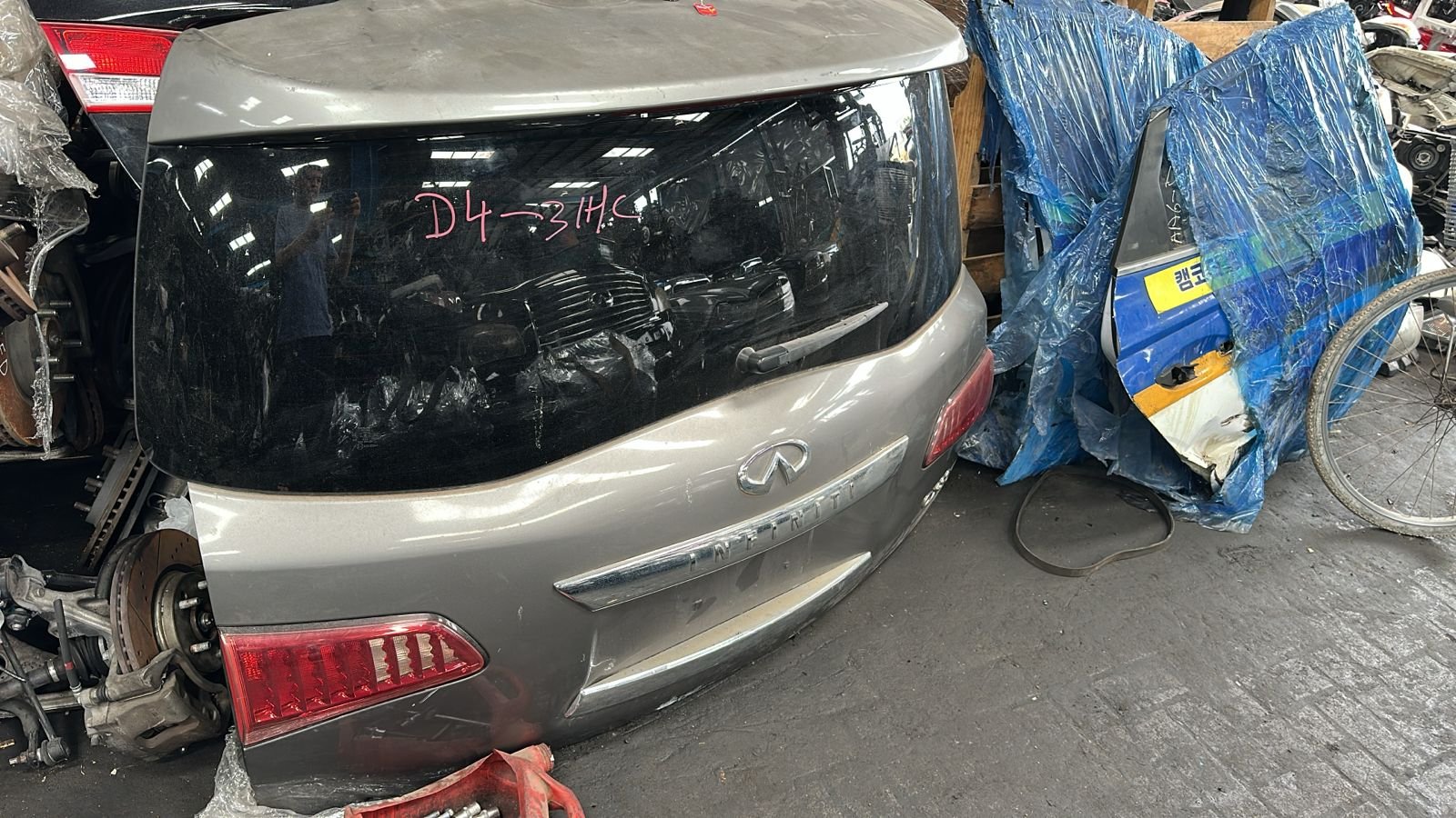 Image gallery marquee