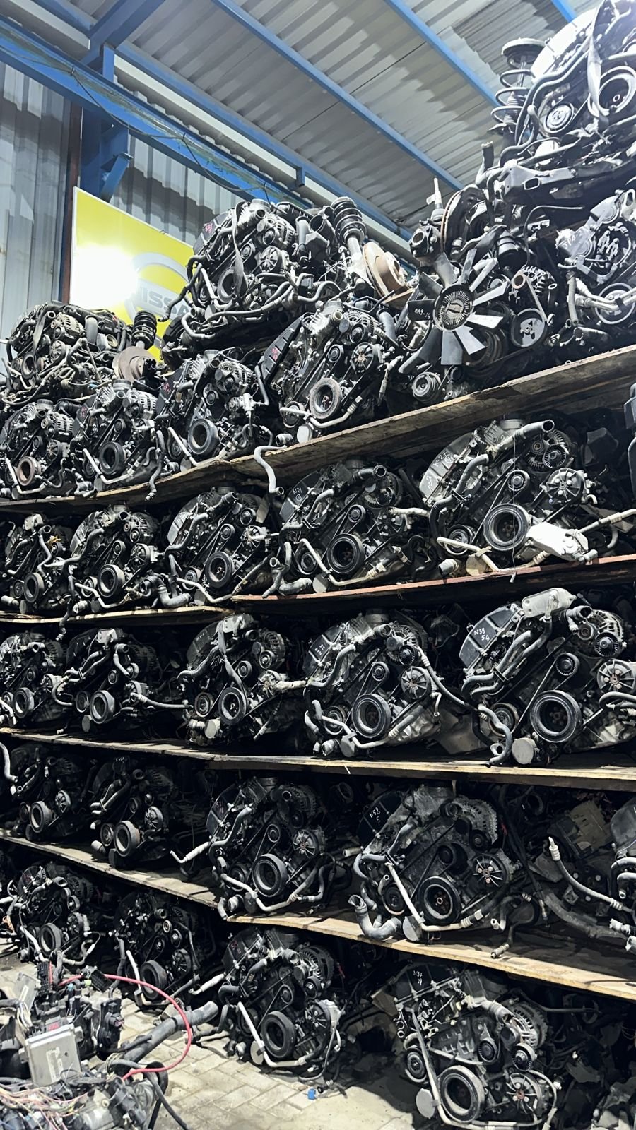 Image gallery marquee